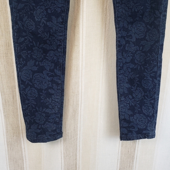 Harper Midrise Floral Skinny Jeans - Picture 3 of 10